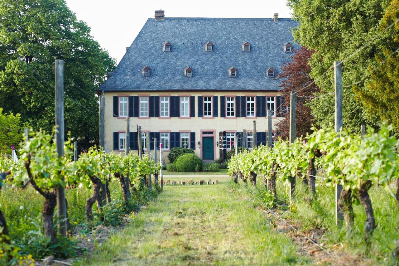 Gutshotel Baron Knyphausen Eltville am Rhein Exterior foto